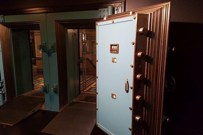 Financial History Tour - Exploring Amsterdam’s Financial Past