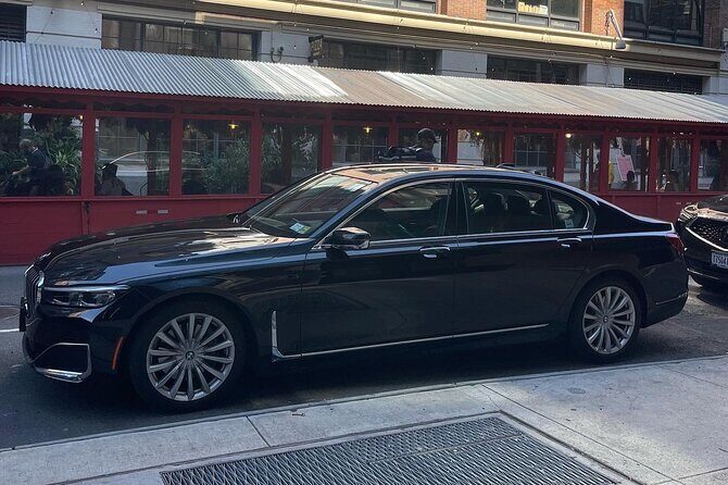 First Class Transfer from Manhattan to NYC Airports (JFK/EWR/LGA) - Key Points