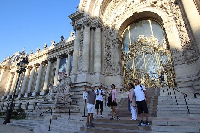 First Day Bike Tour, Top Sights, hidden gems, Wine&Cheese picnic - The Itinerary: Landmarks and Hidden Corners