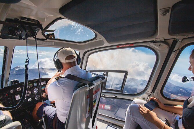 Fiumefreddo: 30 min Group Flight Helicopter Tour over Etna - An In-Depth Look at the Helicopter Tour Experience