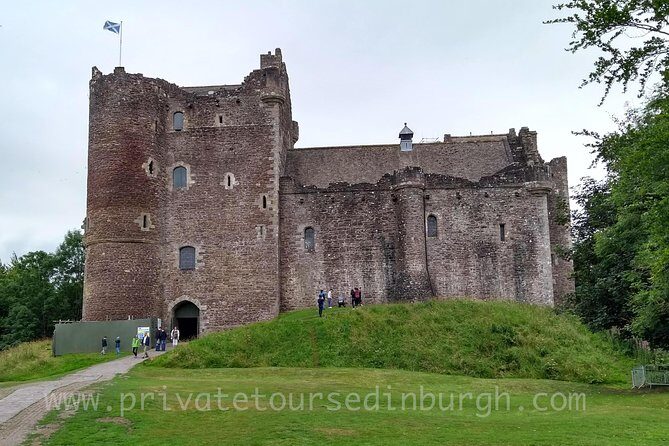 Five Outlander locations , Outlander film locations tour - Who Is This Tour Best For?