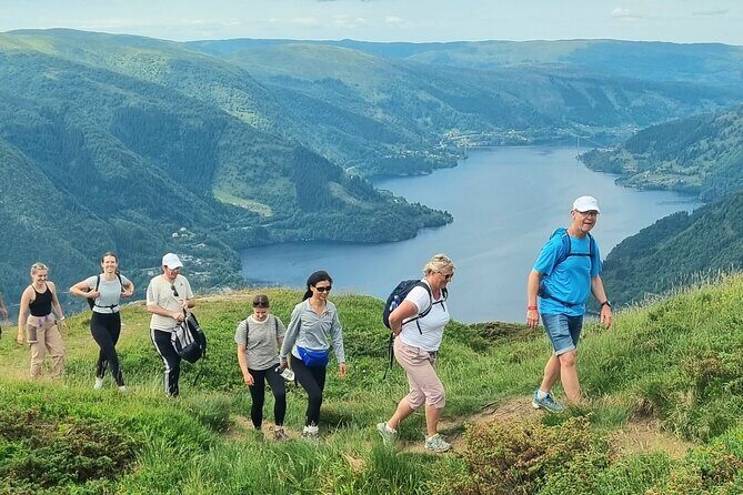 Fjord Hiking - Public tour - The Trail: From Bergen to Stunning Fjord Views