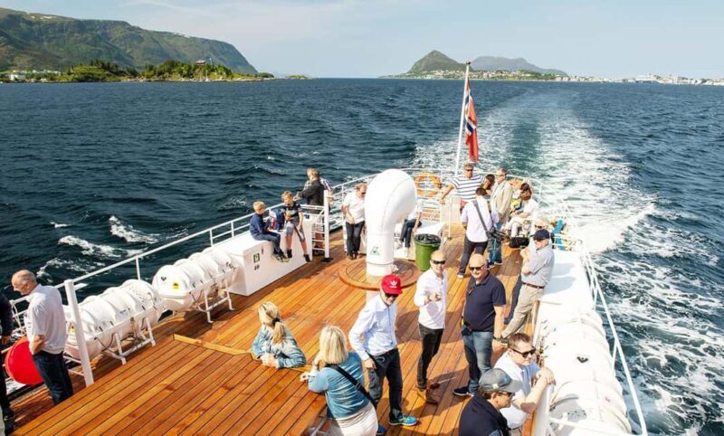 Fjord Tour Round Trip from Ålesund - Analyzing the Value: Is This Tour Worth It?