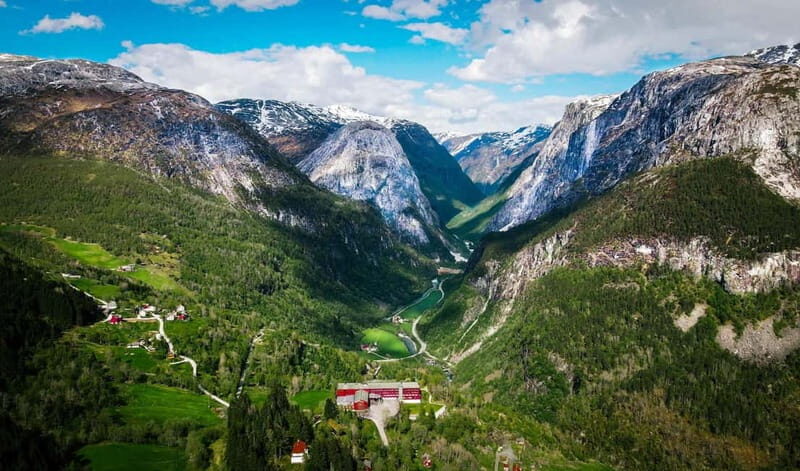 Flåm: Stegastein, Stalheim, and Gudvangen Scenic Coach Tour - In Summary: Who Is This Tour Perfect For?