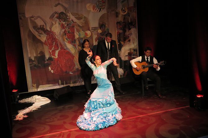 Flamenco Show and Tapas in Seville - Flamenco Show: Intimate and Riveting