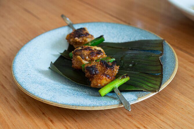 Flavours of Melbourne Night Trail - A Walk Through Melbourne’s Culinary & Cultural Gems