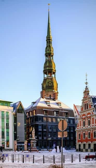Flavours of Riga: Food, History & Hidden Gems Tour - Authenticity & Traveler Experience