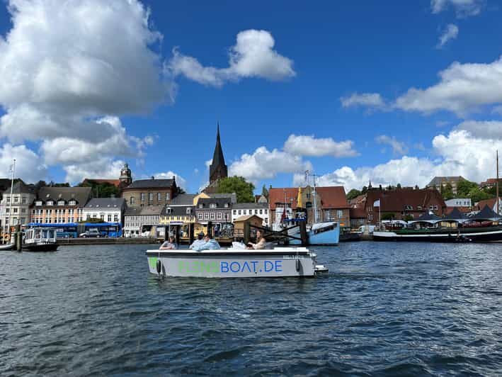 Flensburg: E-Boat rent - Practical Details and Considerations