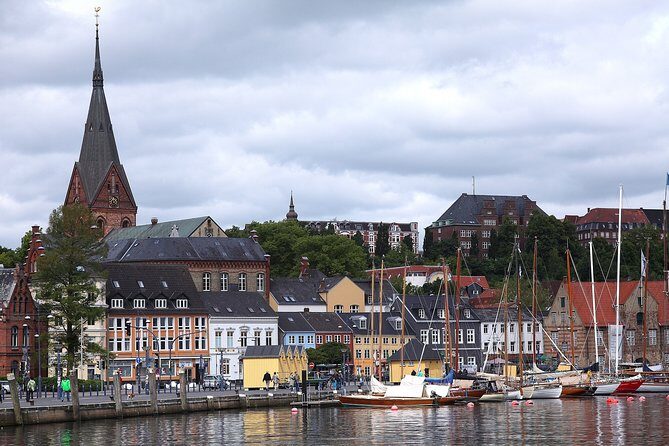 Flensburg Private Walking Tour With A Professional Guide - Why Choose This Tour?
