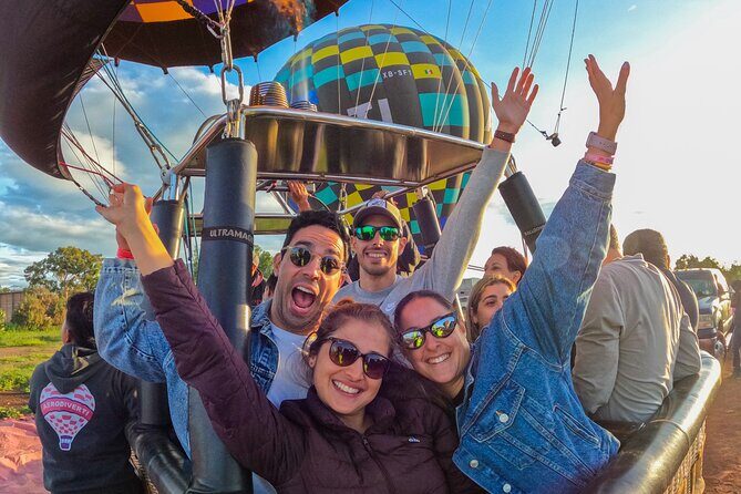Flight in Balloon Teotihuacan+Archaeological Zone+ Breakfast in CUEVA - Key Points