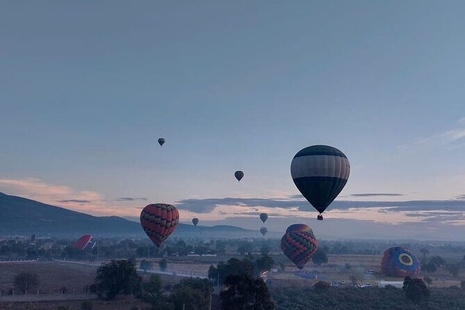 Flight in Teotihuacan Hot Air Balloon with Transportation and Breakfast - A Gourmet Breakfast in San Juan Teotihuacan