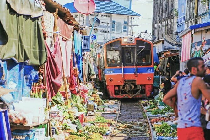 Floating Market & Train Market Half-Day Trip from Bangkok - Transportation and Group Size