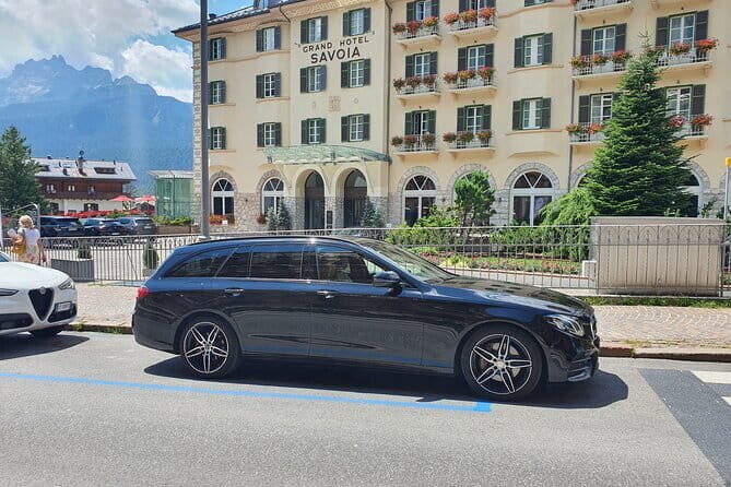 Florence Airport (FLR) to Florence hotels - Arrival Private Transfer - The Experience in Detail