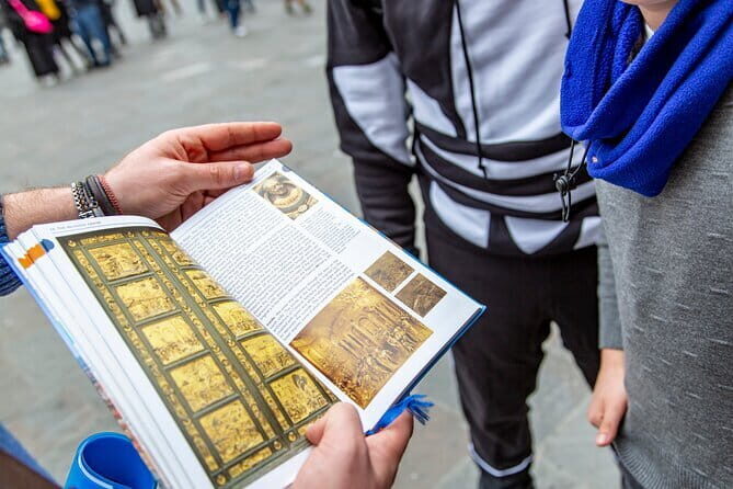 Florence by Night Guided Walking Tour:Duomo Old Bridge & All Must-See Highlights - Analyzing the Value