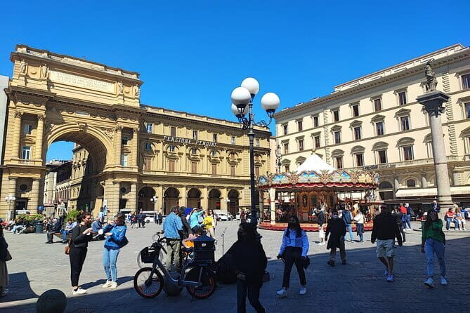 Florence: City Center, Accademia and Uffizi Gallery Tour - The Sum Up