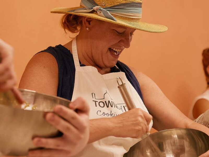 Florence: Cooking Class with Local Food Market Tour - Key Points