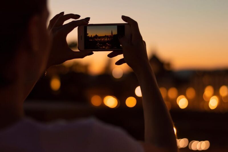 Florence: Dark Secrets & Scandals Evening Walking Tour - Who Is This Tour Best Suited For?