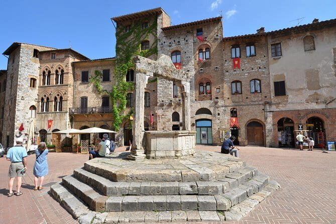 Florence Day Trip to Volterra and San Gimignano - Is This Tour Worth It?