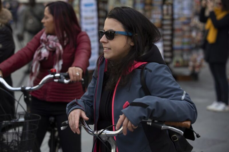 Florence: Guided Tour by E-Bike with Gelato & optional Lunch - Why Choose a Florence E-Bike Tour?