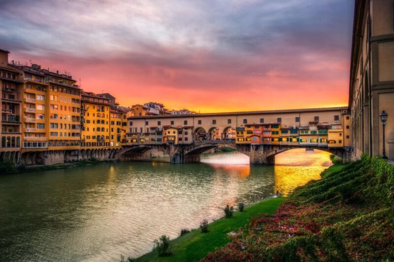 Florence: Michelangelos David & A Sip Through a Wine Window - Exploring the City’s Prominent Landmarks and Markets
