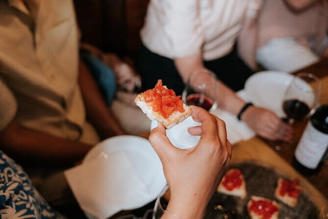 Florence Oltrarno Neighborhood Food & Wine Dine Around - FAQs