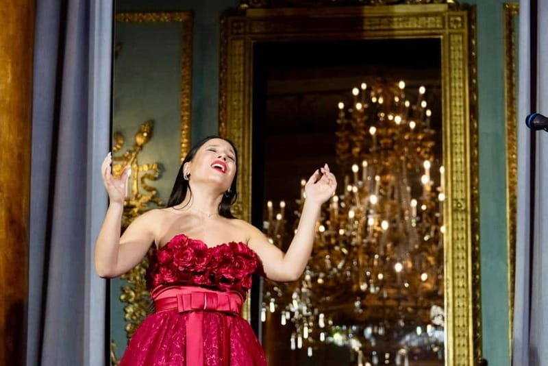 Florence: Opera Concert Matinée with Pianist and Singer - Introduction