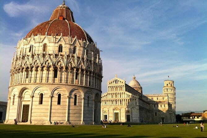Florence Private Day Trip to Pisa and Lucca - Analyzing the Experience: What to Expect and Why It Matters