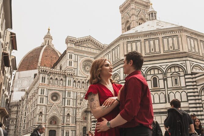Florence: Private Professional Photoshoot Outside the Duomo - A Closer Look at the Experience