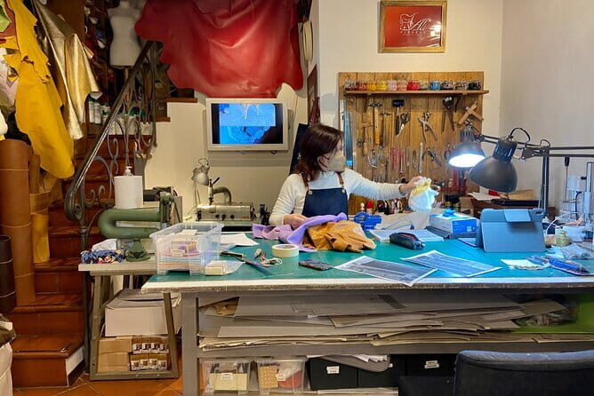 Florence Traditional Local Artisan Experience - Key Points