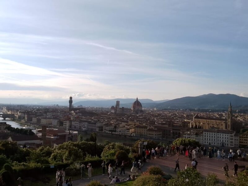 Florence Unveiled: The Rivalry of Leonardo and Michelangelo - FAQ