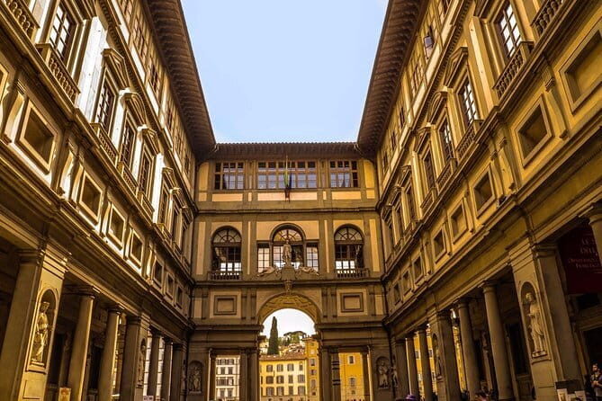 Florence walking guided tour with Uffizi & Accademia - Discover Florence on an Expert-Guided Walking Tour