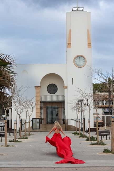 Flying Dress Photo Shoot in Mallorca  elegant pictures by the sea, cathedral - In The Sum Up