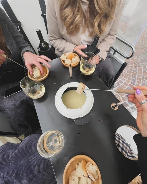 Fondue and wine private Tuk Tuk tour in Geneva - The Gourmet Experience: Fondue and Wine