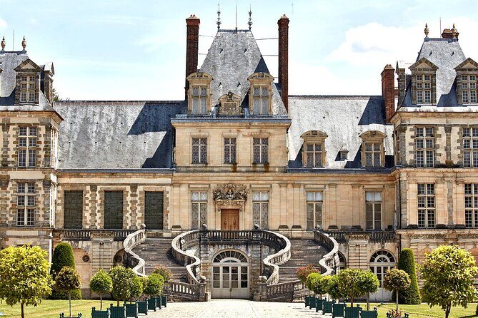 Fontainebleau Castle & Barbizon Half-Day Trip from Paris - How the Tour Works: Logistics and Practical Details