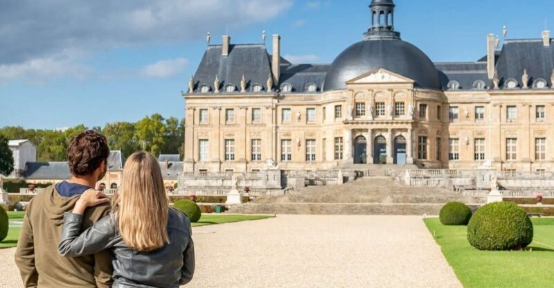 Fontainebleau & Vaux-le-Vicomte Châteaux Day Tour from Paris - Authentic Insights from Reviews