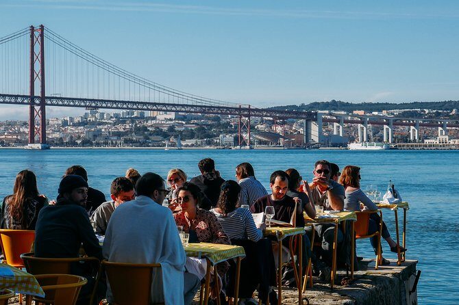 Food & Drink Private Tour in Lisbon & Cacilhas w/ Ferry Included - Discover Lisbon’s Culinary Charm with a Private Food & Drink Tour to Cacilhas