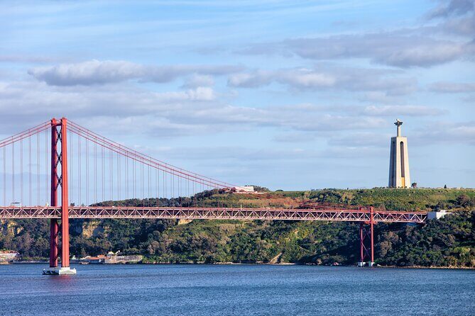 Food & Drink Private Tour in Lisbon & Cacilhas w/ Ferry Included - FAQ