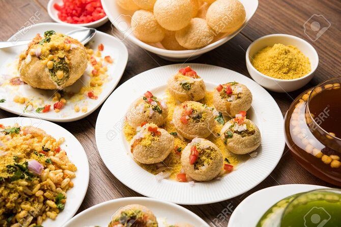 Food tasting tour with slum tour - Exploring Mumbai’s Heart: The Slum and Food Experience
