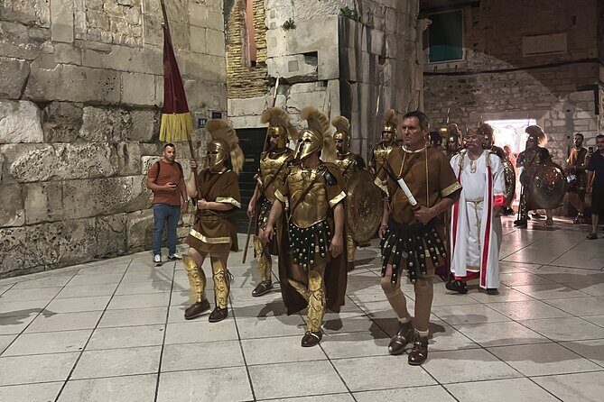 Food, walks & talks - The highlights of Split - FAQs