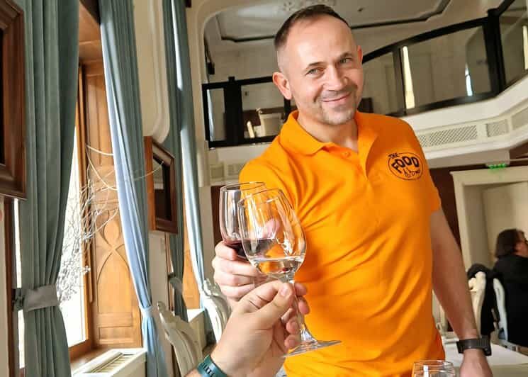 Food, Wine And Sightseeing Tour in Oradea, Romania - A Deep Dive into the Experience