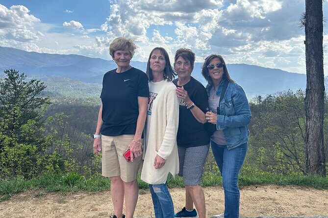 Foothills Parkway and Wears Valley Highlights - Exploring the Foothills Parkway and Wears Valley Highlights: A Scenic Tennessee Journey