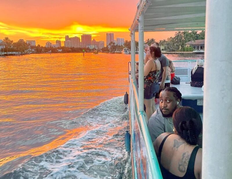 Fort Lauderdale: Evening Boat Cruise with Downtown Views - An In-Depth Look at the Experience