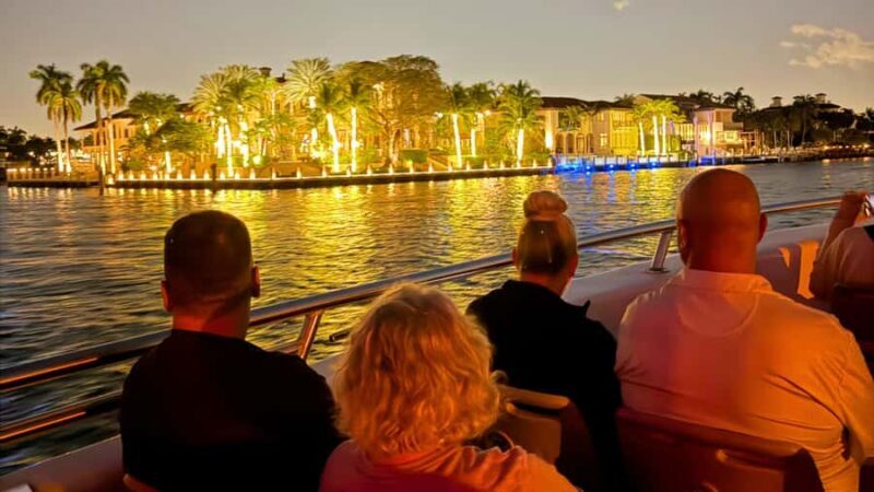 Fort Lauderdale: Holiday Mansion Lights Boat Tour - The Sum Up