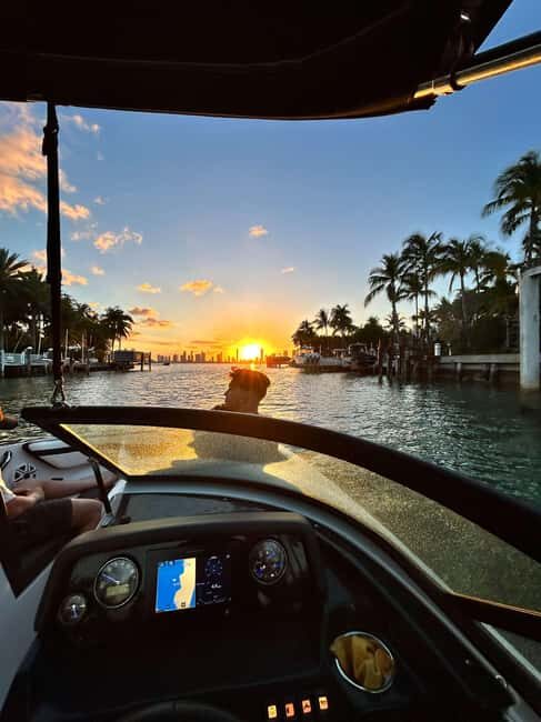 Fort Lauderdale: Sunset Boat Tour with "French Appetizer" - Fort Lauderdale: Sunset Boat Tour with "French Appetizer"