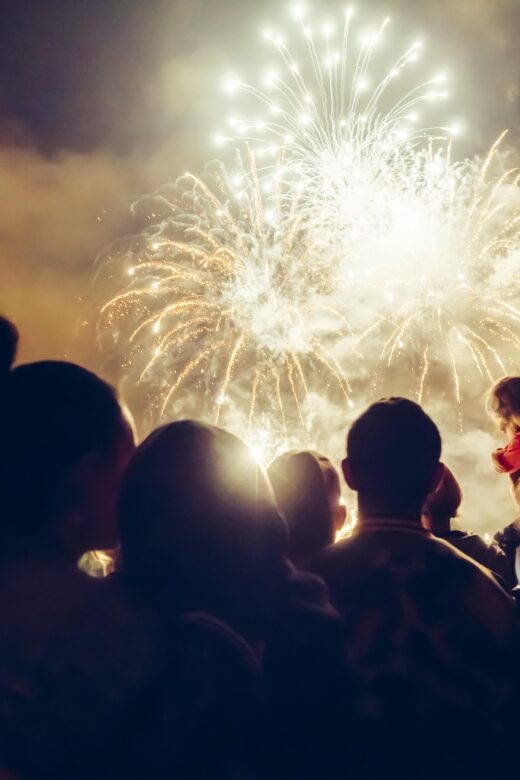 Fort Walton Beach: Fireworks Cruise on the Emerald Coast - An In-Depth Look at the Fireworks Cruise Experience