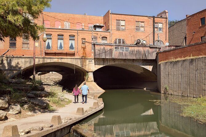 Fort Worth Stockyards Scavenger Hunt Walking Tour and Game - FAQ