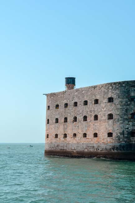 Fouras-Les-Bains : Tour of Fort Boyard & Tour de l'île d'Aix - Key Points