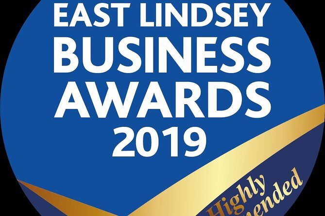 Fox Encounter for 2 people and park entry - The Sum Up