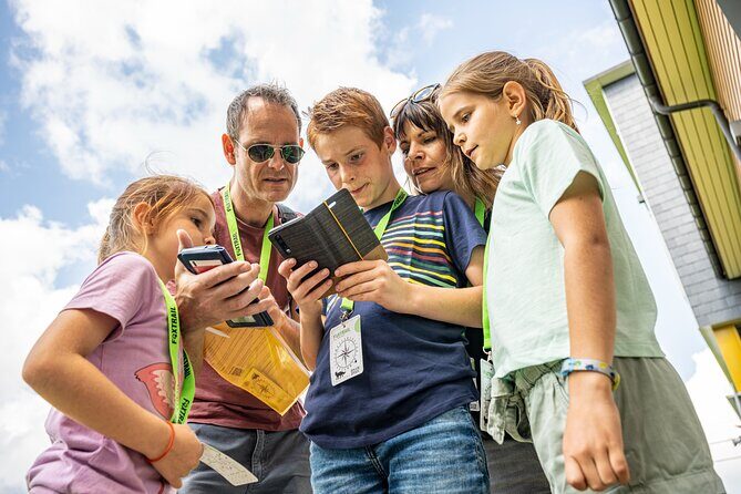 Foxtrail Scavenger Hunt - Amphibious Trail Vancouver - A Close Look at the Experience