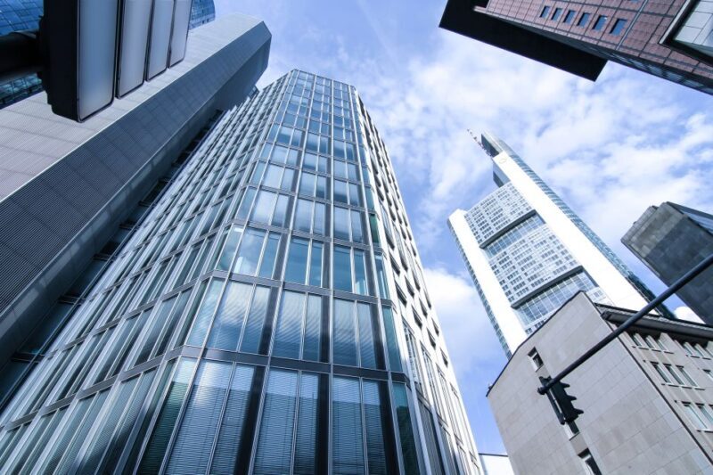 Frankfurt: Main Tower with Tickets and Guided Old Town Tour - FAQs